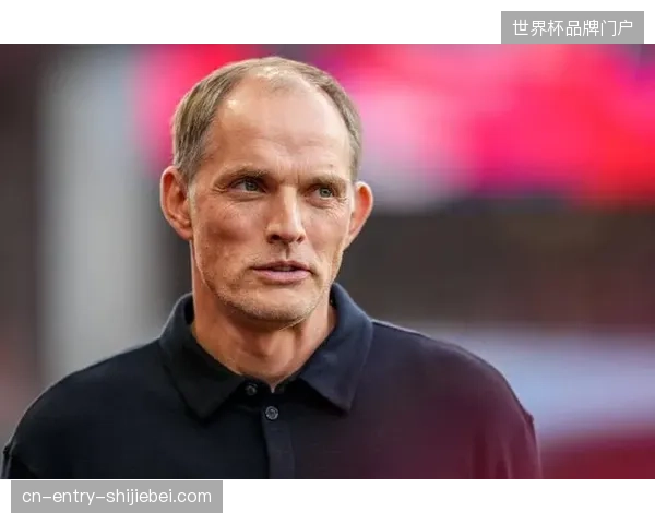 主帅图赫尔打破传统允许球员家属探访训练营，希望为三狮军团在世界杯前减压